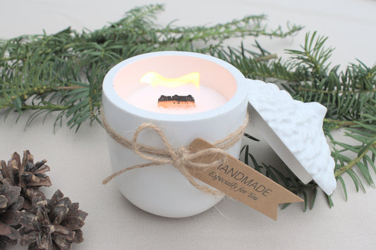 Eichel Kerzen aus weißem Beton mit Kerzensand und einem Holzdocht mit Herzen - Skandi Home