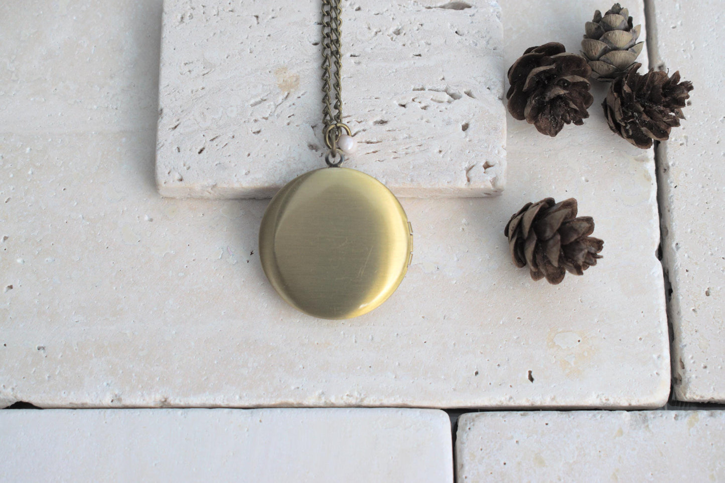 Photo Medaillon bronze, Medaillon Love, Fhotomedaillon, Medaillon für Photo mit rosa Perle