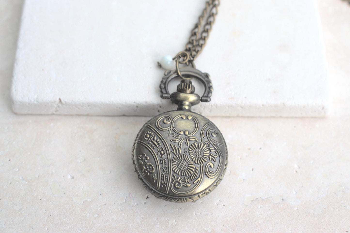 Kettenuhr Damen Perlmutt, Kettenuhr Damen vintage, Damen Kettenuhr rosa, Umhängeuhr Damen, Geschenk für Sie