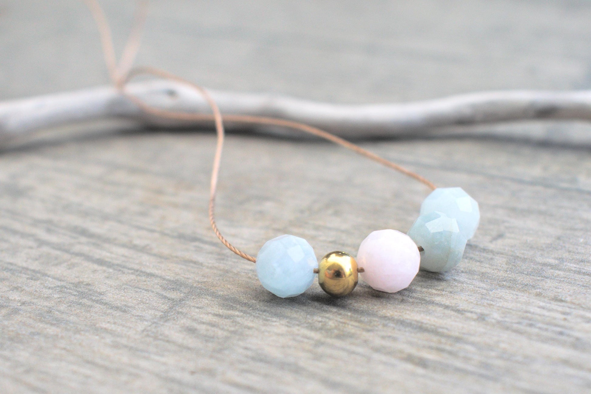 Kette mit Morganit Perlen, Edelstein Kette, Edelstein Kette Damen