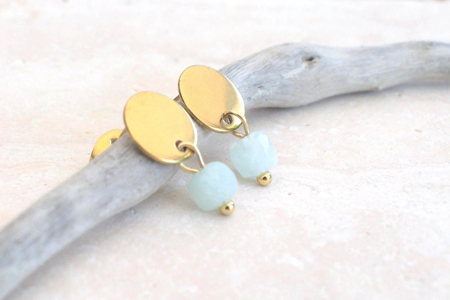 Ohrstecker mit Jade Perlen, Edelstein Ohrringe Damen, Ohrstecker mit Edelstein