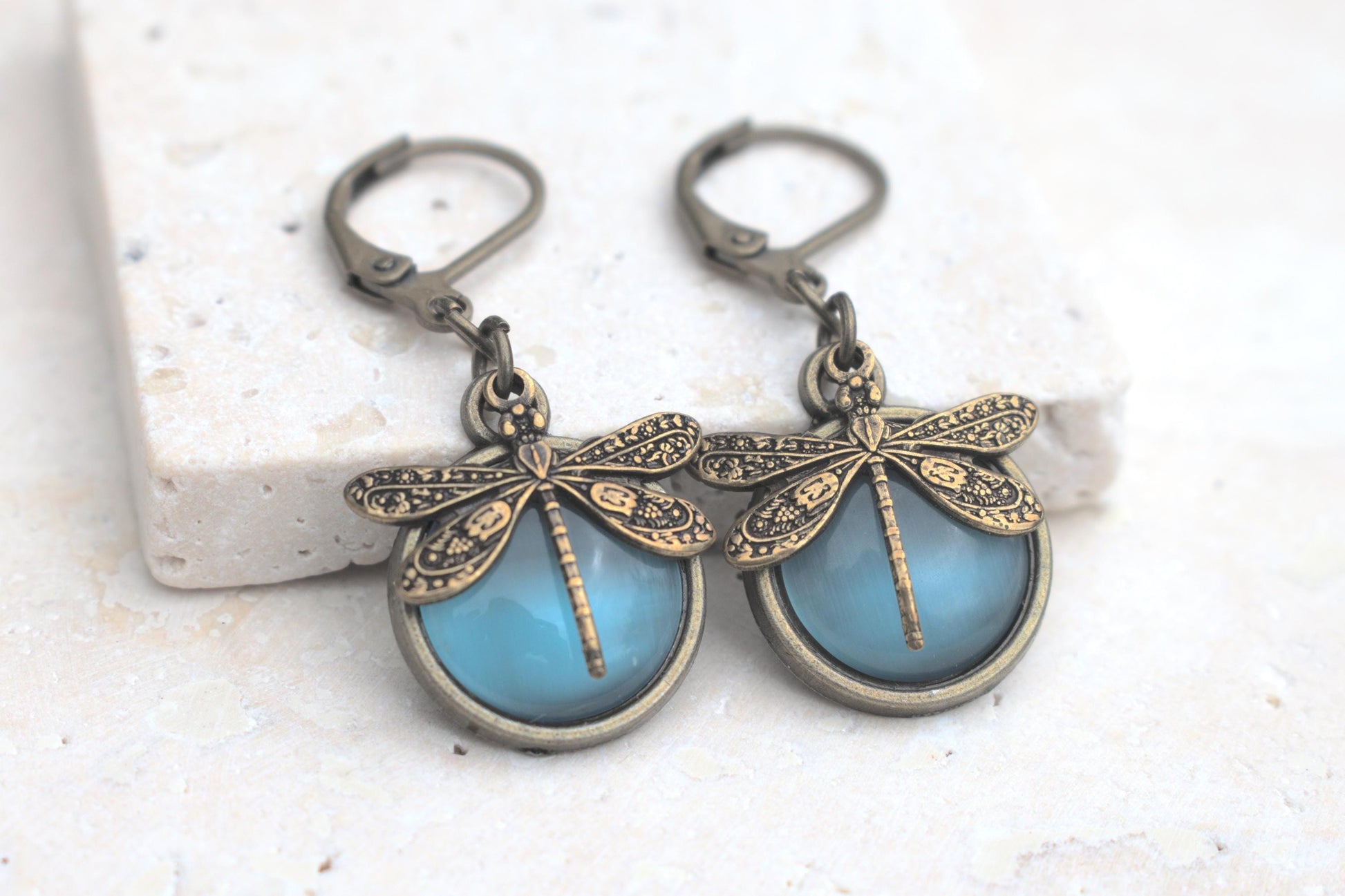 Ohrringe Libelle, Hängeohrringe Libelle, Cabochon blau, Vintage Libellen Ohrringe, Cabochon Ohrringe Libelle